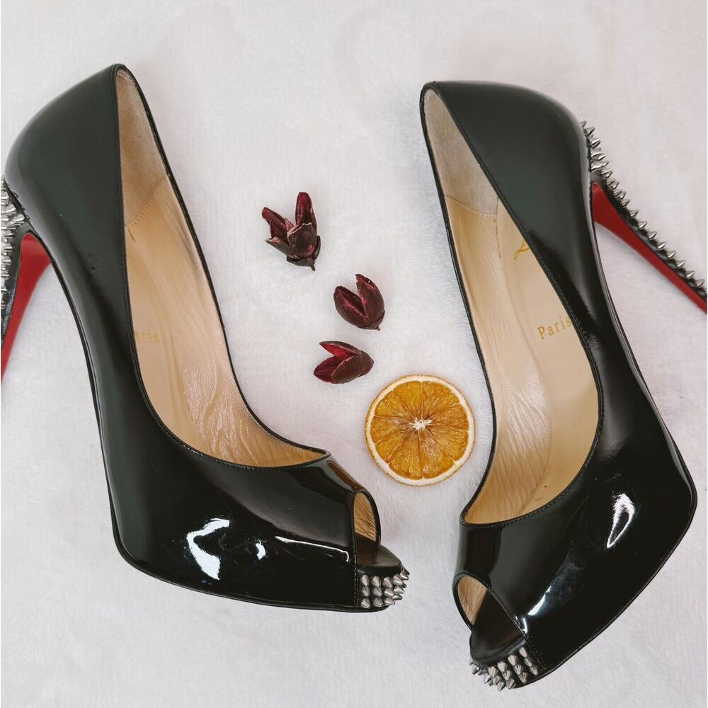 Christian Louboutin Womens Patent Leather Platform Heels Spikes Peep Toe 39.5
